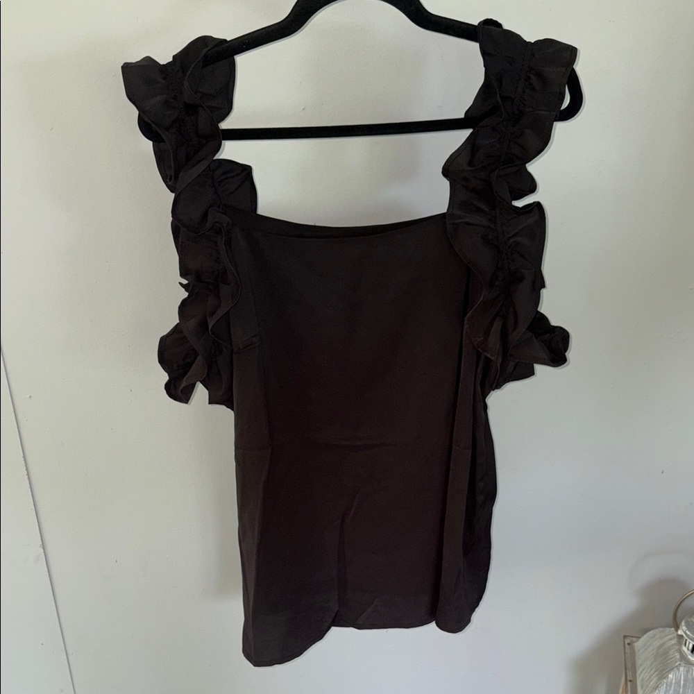 SHEIN Ruffled Sleeveless Tank